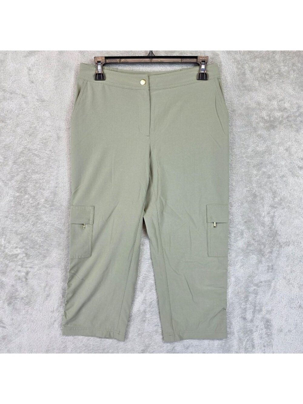 Zenergy By Chico's Capri Pants Womens S Green Microfiber Cargo Stretch Travel